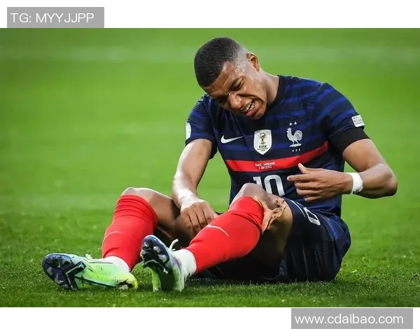 足球球星隐私趣闻揭秘围绕下体尺寸引发的八卦与争议